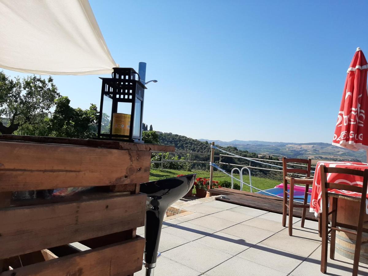B&B La Casa In Campagna Collecorvino Luaran gambar