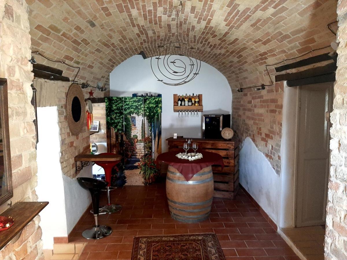 B&B La Casa In Campagna Collecorvino Luaran gambar